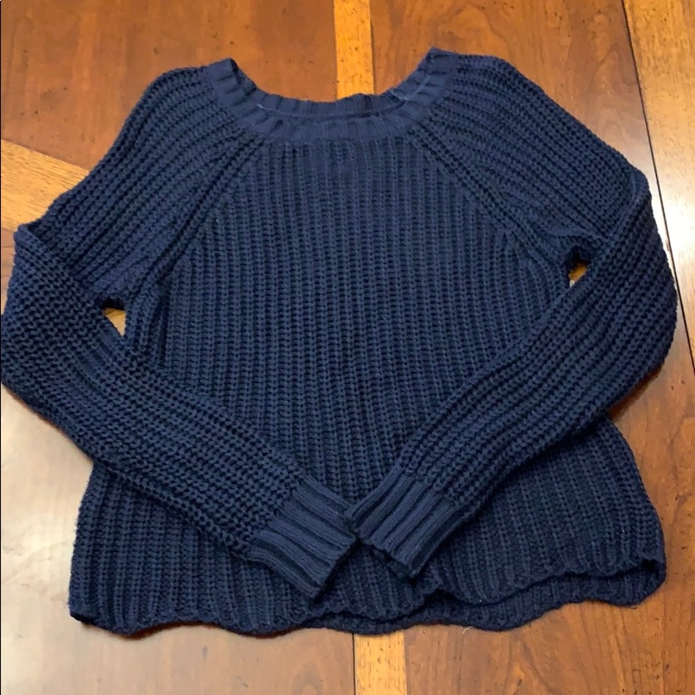American Eagle Scoop Neck Sweater